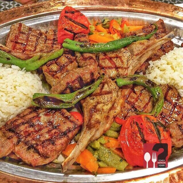 SPECİAL RAMAZAN MENÜ(döner,adana1/4,patlıcan keb,beyti keb,köfte ,tavuk,fındık lahmacun) 1 KİŞİLİK